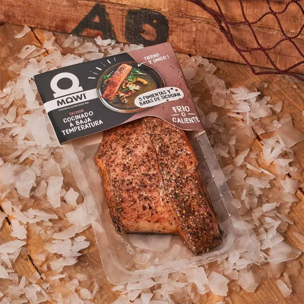 Salmón cocinado a baja temperatura en 3 pimientas Mowi 220g