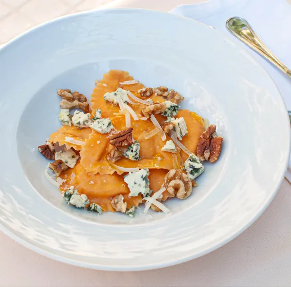 Conchiglia al salmón en pasta roja Fratelli Colombo 250 g