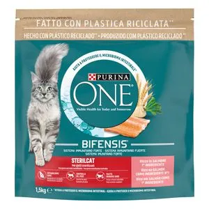 Pienso para gato esterilizado con salmón 1,5 kg