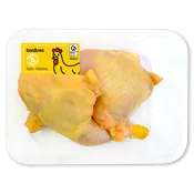 Traseros de pollo amarillo