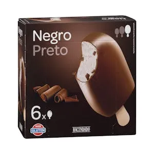 Helado bombón negro sabor nata Hacendado