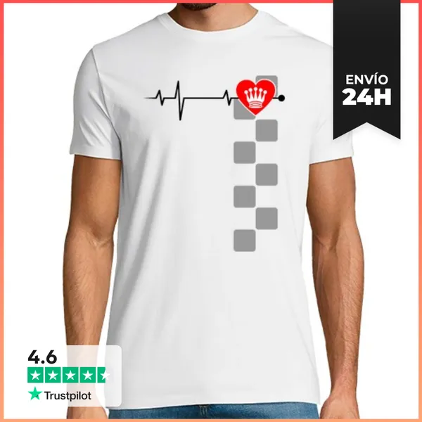 Camiseta Hombre Clásica Ajedrez - Corazón Con Dama 2 LaTostadora
