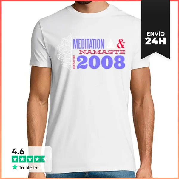 Camiseta Hombre Clásica Meditando Desde 2008 17 Años De