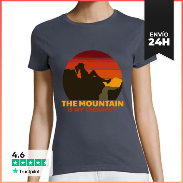 Camiseta Mujer Clásica La Montaña Es Mi Terapia LaTostadora