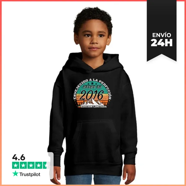 Sudadera Para Niños Con Capucha Hecho En 2016 Envejecido A La