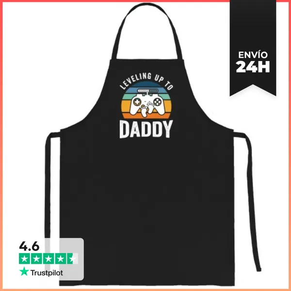 Delantal LEVELING UP TO DADDY GAMER LaTostadora