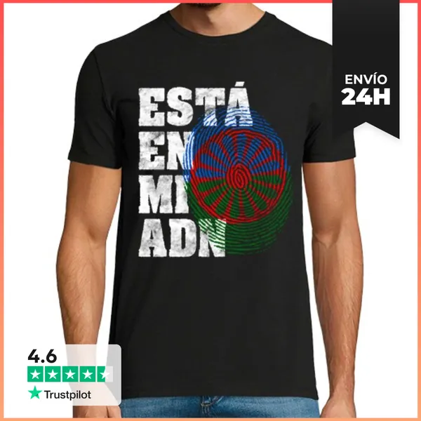 Camiseta Hombre Clásica Está En Mi ADN Pueblo Gitano Bandera