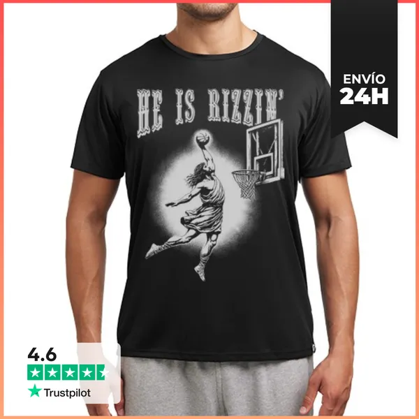 Camiseta Deportiva Hombre HE IS RIZZIN JESÚS HACIENDO UN MATE
