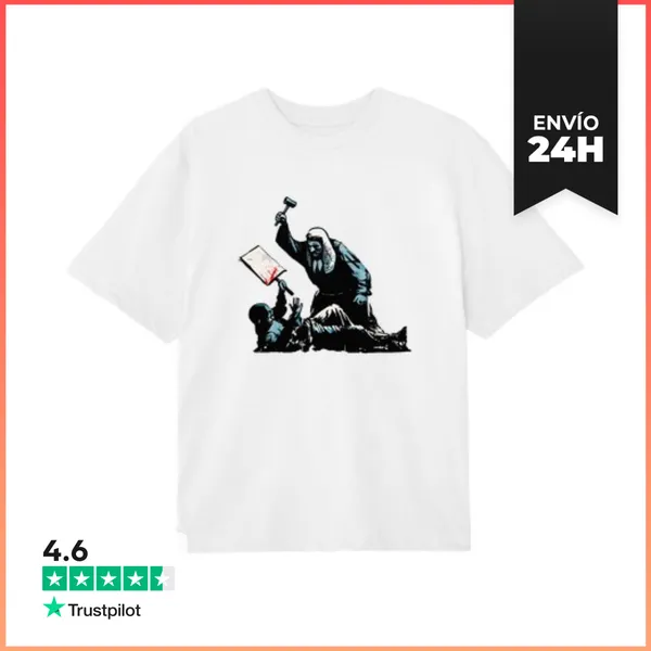 Camiseta Oversize Banksy Royal Courts Graffiti Camiseta Oversize