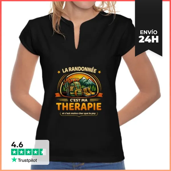 Camiseta Mujer Cuello Mao La Senderismo Es Mi Terapia - Humor