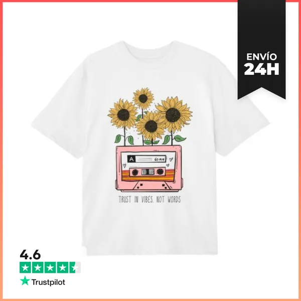 Camiseta Oversize TRUST IN VIBES NOT WORDS CASSETTE LaTostadora
