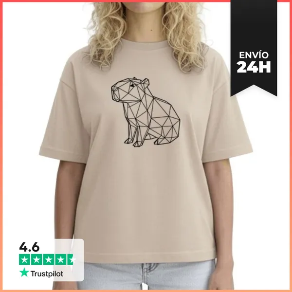 Camiseta Mujer Boxy Capibara Sentada Líneas Negras Estilo