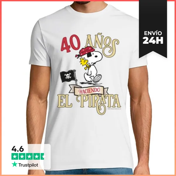 Camiseta Hombre Clásica Snoopy 40 Años Haciendo El Pirata