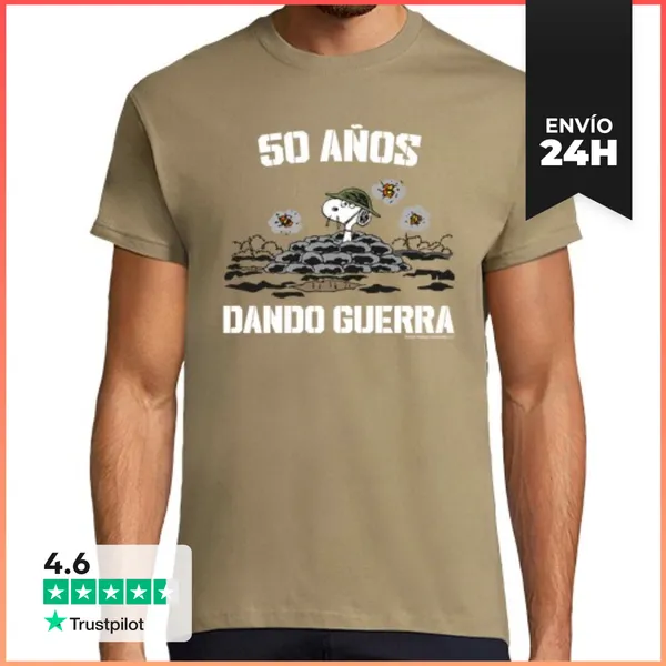 Camiseta Hombre Clásica 50 Años Dando Guerra Blanco Peanuts