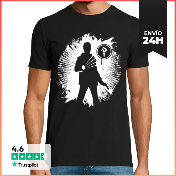 Camiseta Hombre Clásica The Novelist Using The Light LaTostadora