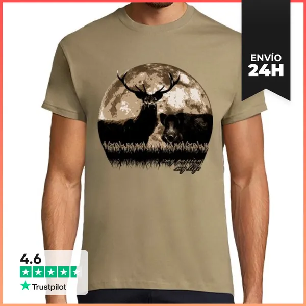 Camiseta Hombre Clásica Ciervo Y Jabalí LaTostadora