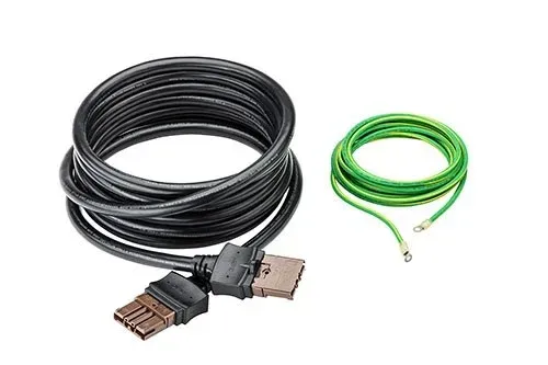 APC SRT010 cable de alimentación interna 4,6 m SRT010