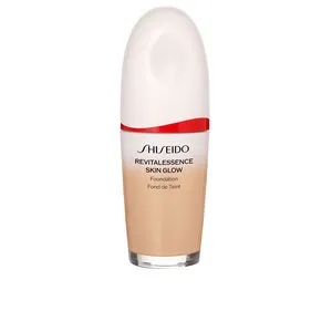 REVITALESSENCE SKIN GLOW foundation #240