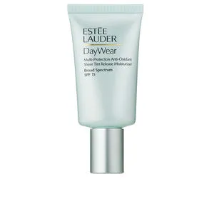 DAYWEAR crema de día con color SPF15 50 ml