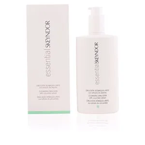 ESSENTIAL emulsión desmaquillante con extracto de pepinos 250 ml