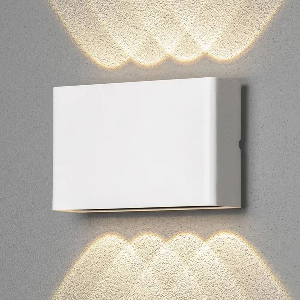 Konstsmide Aplique LED de exterior Chieri, 8 luces, blanco
