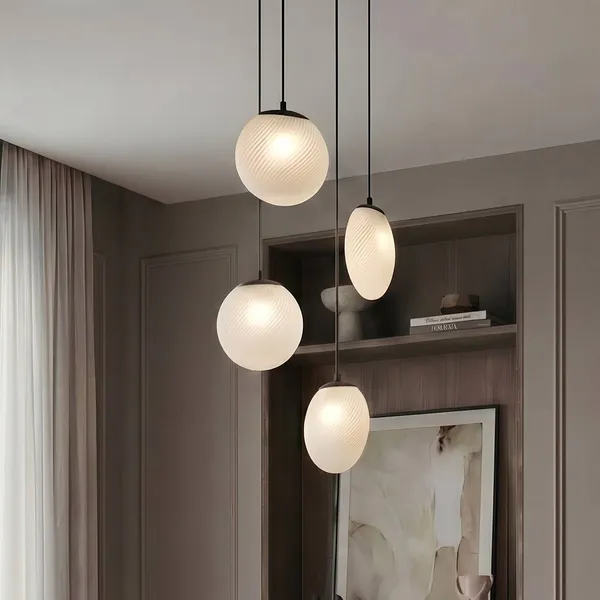 Lámpara colgante Lucande Lunelle, negra, cristal, 4 luces, Ø 40 cm