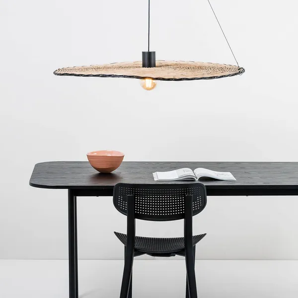 FARO BARCELONA Lámpara colgante Costas, pantalla de ratán basculante, Ø 100cm