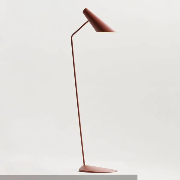 Lámpara de pie de diseño Vibia I.Cono 0712, rojo-marrón