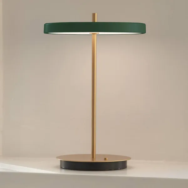 UMAGE lámpara de mesa LED recargable Asteria Move verde bosque/latón 31cm