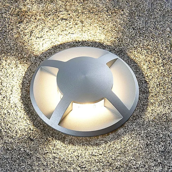 Lámpara de suelo empotrable Milara de Lucande, 4 salidas de luz, GU10