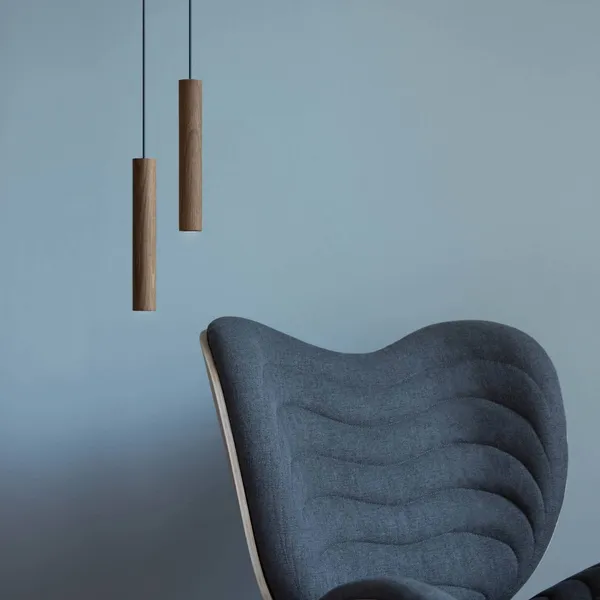 UMAGE Chimes Tall colgante LED roble oscuro