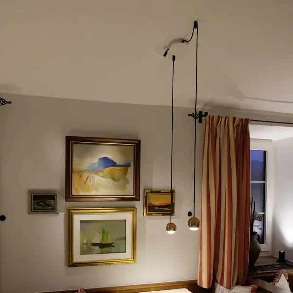 Egger Licht Egger DLS Lámpara colgante LED Cleo, color latón