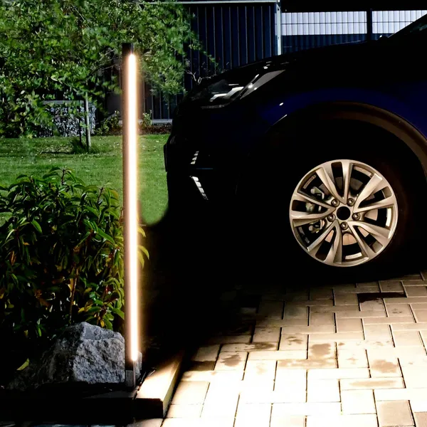 Megatron Linea Gartia lámpara con pica LED, 15W 827