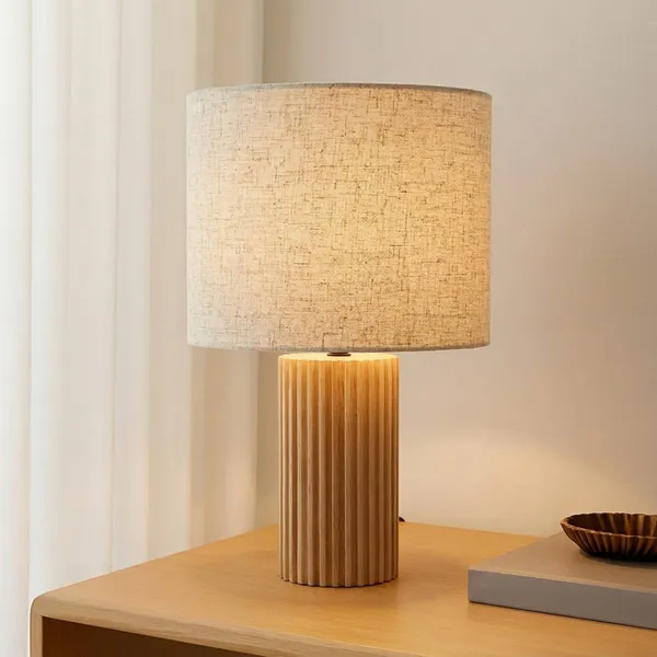Lámpara de mesa Lindby Kimiko, altura 38 cm, madera, textil