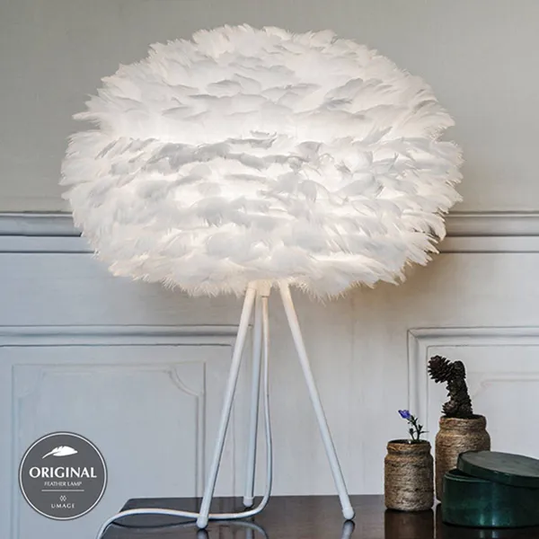 UMAGE Eos medium lámpara de mesa blanca