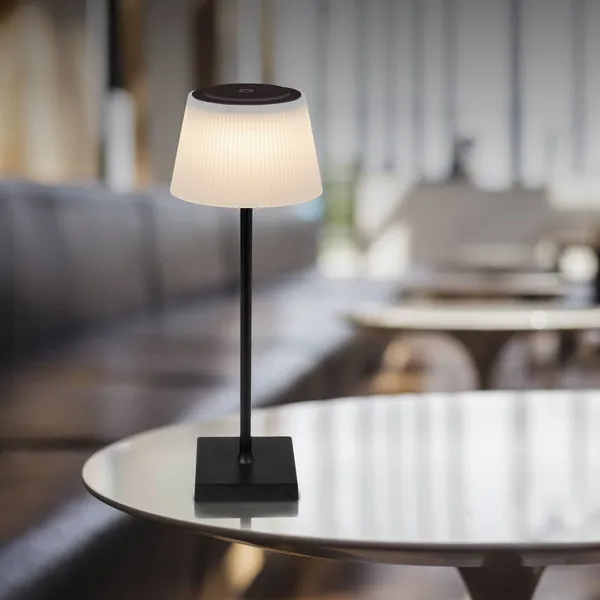 Globo Gregoir lámpara de mesa LED recargable, negro mate, altura 38 cm, CCT