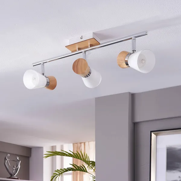 Lindby Foco de techo Vivica 3 brazos con piezas de madera
