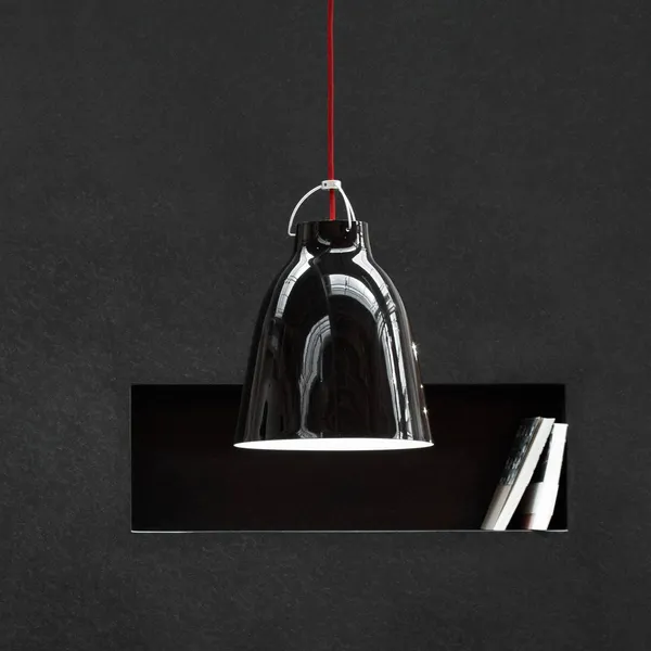 FRITZ HANSEN Caravaggio P2 Negro brillante