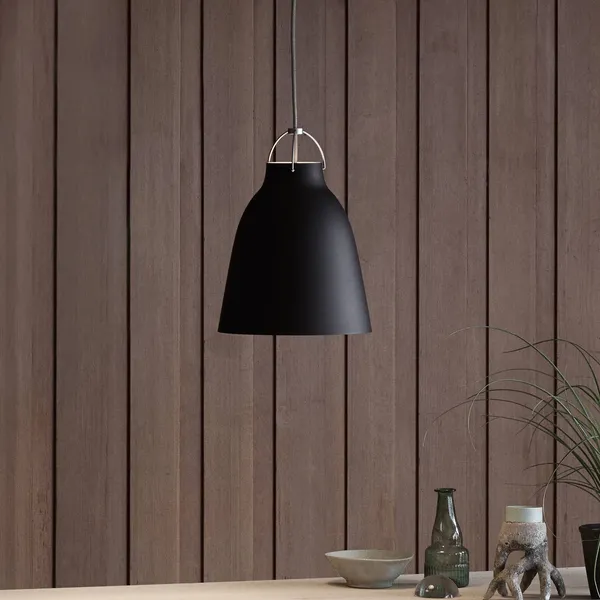 FRITZ HANSEN Caravaggio P2 negro mate