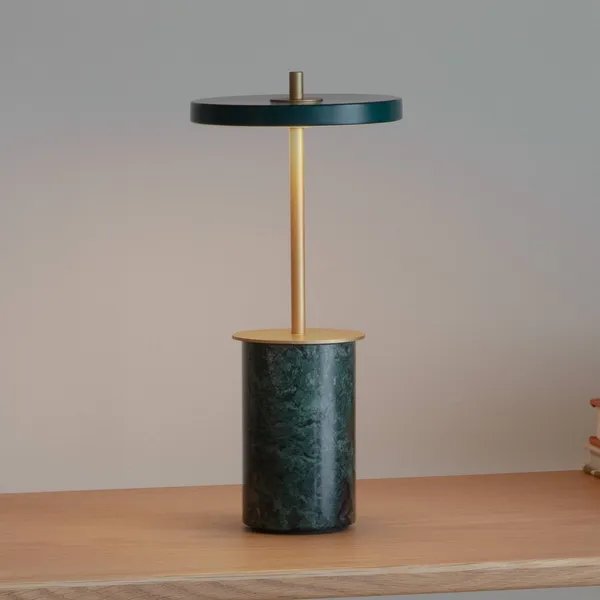 UMAGE lámpara de mesa LED recargable Asteria Move Mini, verde 26 cm IP44