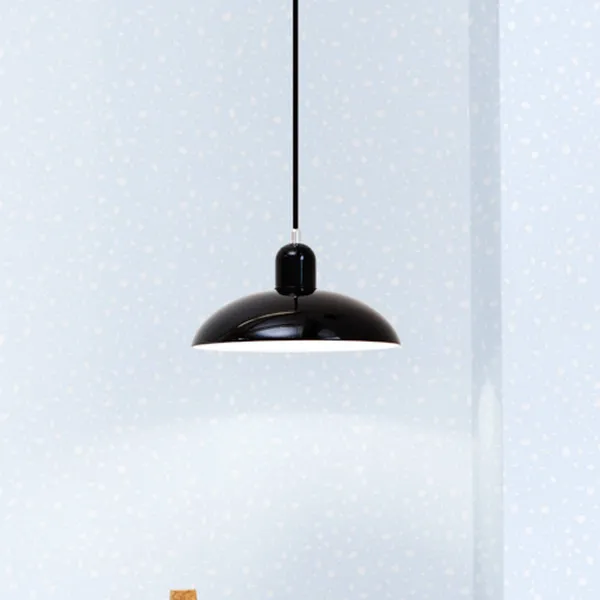 FRITZ HANSEN Kaiser Idell 6631-P Negro brillante