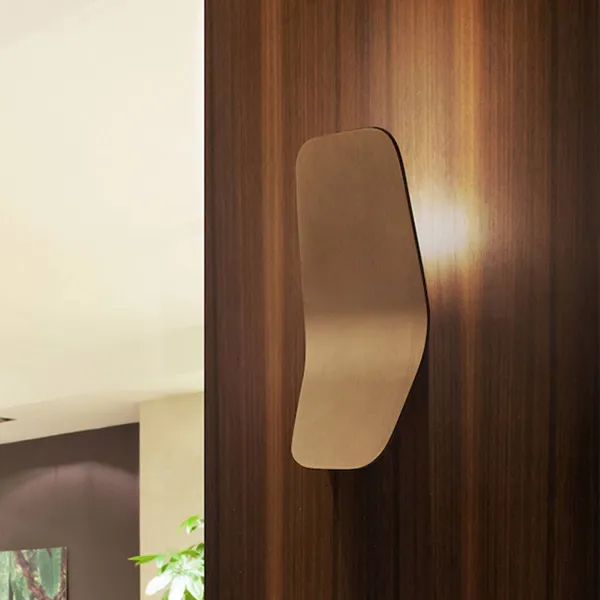 Casablanca Ashiya aplique de pared LED, bronce