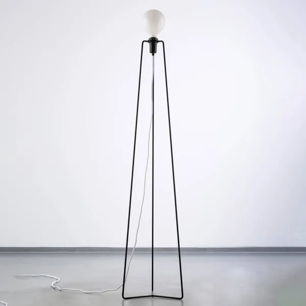 GRUPA Model M3 lámpara pie LED negro, cable blanco