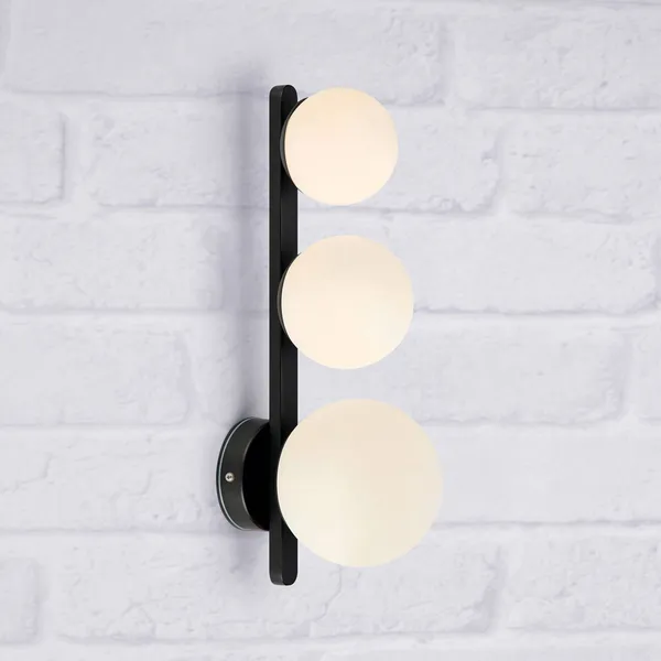 Markslöjd Aplique para baño Puro negro 3 luces cristal