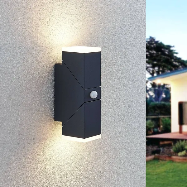 Aplique de pared LED Lindby Sally, 22 cm, antracita, IP54, sensor