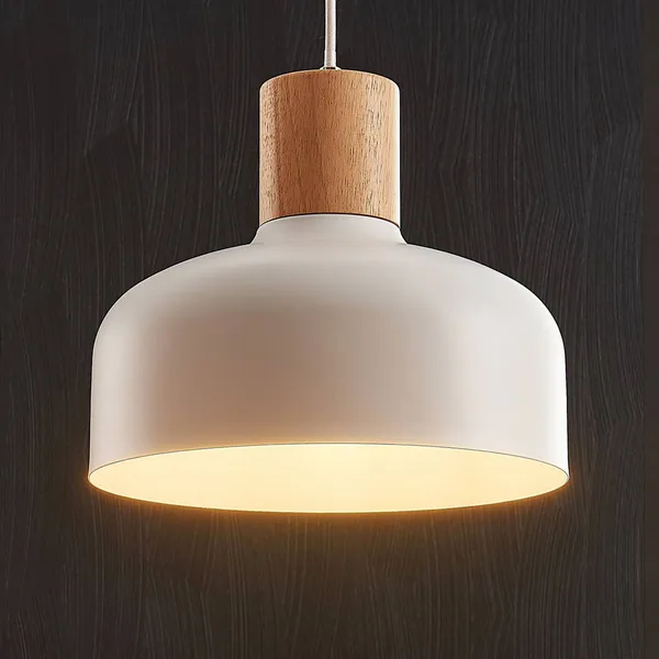 Lindby Lámpara colgante Carlise con elemento de madera