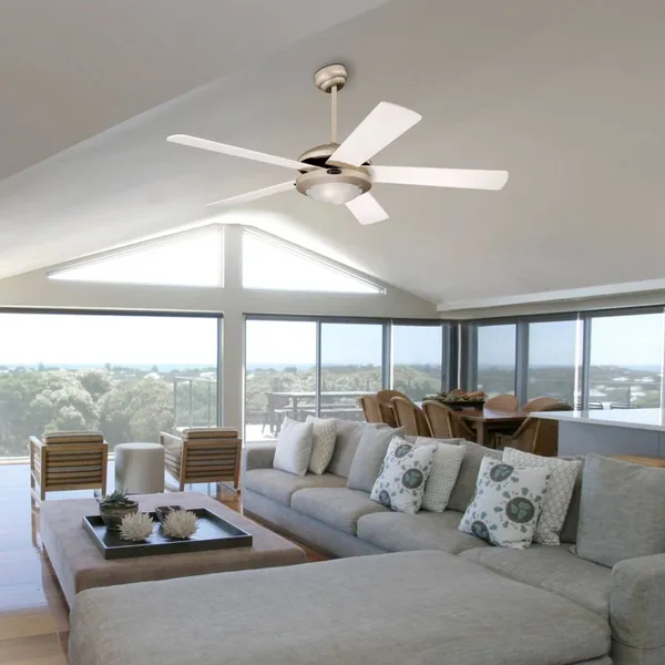 Westinghouse Comet ventilador titanio blanco arce