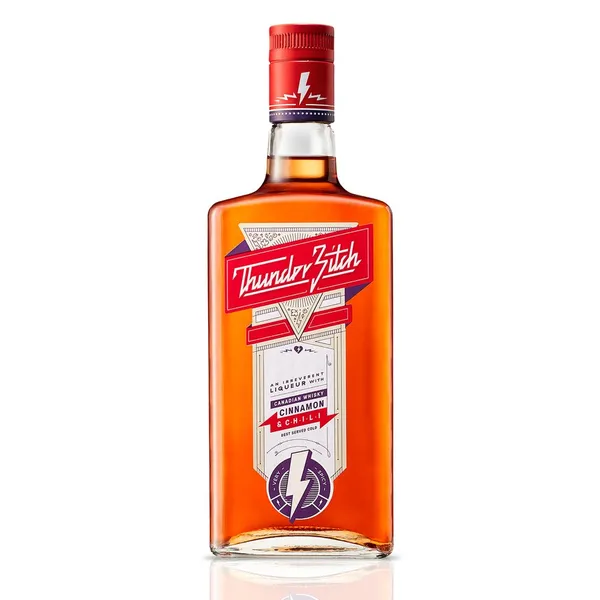 Licor THUNDER BITCH botella 70 cl