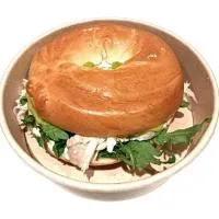 Bagel de pollo asado con guacamole frío, 1 ud