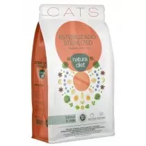 Natura Diet Sterilized Salmón para Gatos